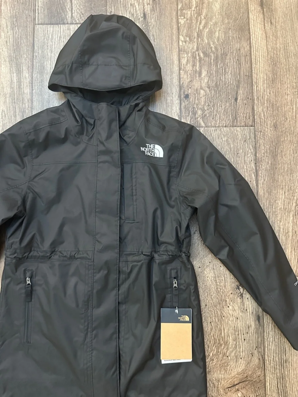 The North Face Waterproof Shell Jacket Girls S(7/8) Black DOWN JACKET IS MISSI